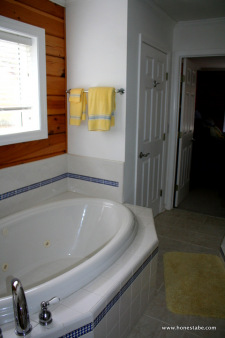 Hofstetter-garden-tub