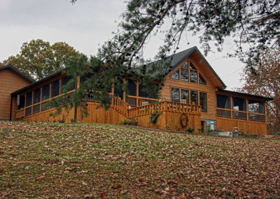 Center Hill Lake: Cornett Log Home