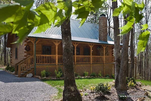 Why Are Log Homes Better Than Conventional Construction?