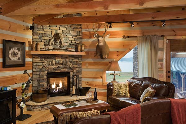 Log Shapes and Sizes Determine Look of Home